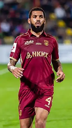 Image illustrative de l’article Yann M'Vila