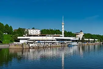 Gare maritime sur la Volga
