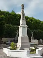 Le monument aux morts.