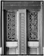 Ferronnerie et panneaux de fenêtres sur balcon. - Terminal de ferry de Whitehall Street, 11 South Street, Bibliothèque du Congrès, Historic American Buildings Survey